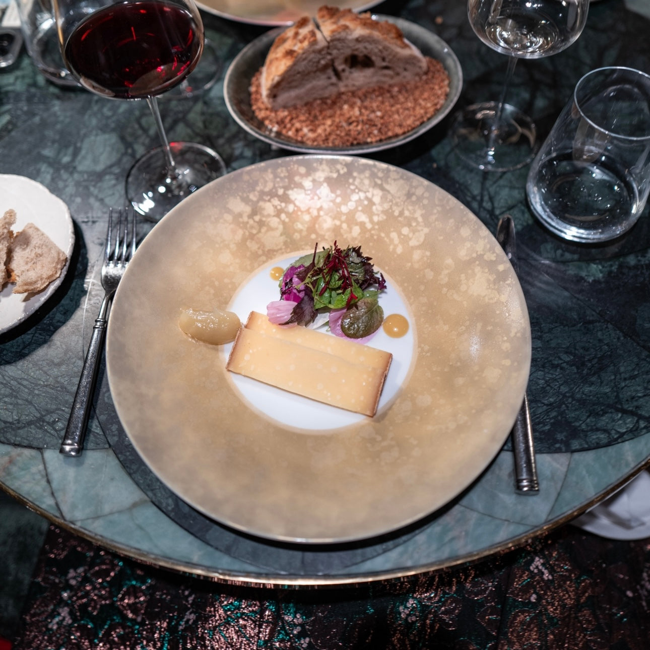 Dinner plate - Yellow Eclipse