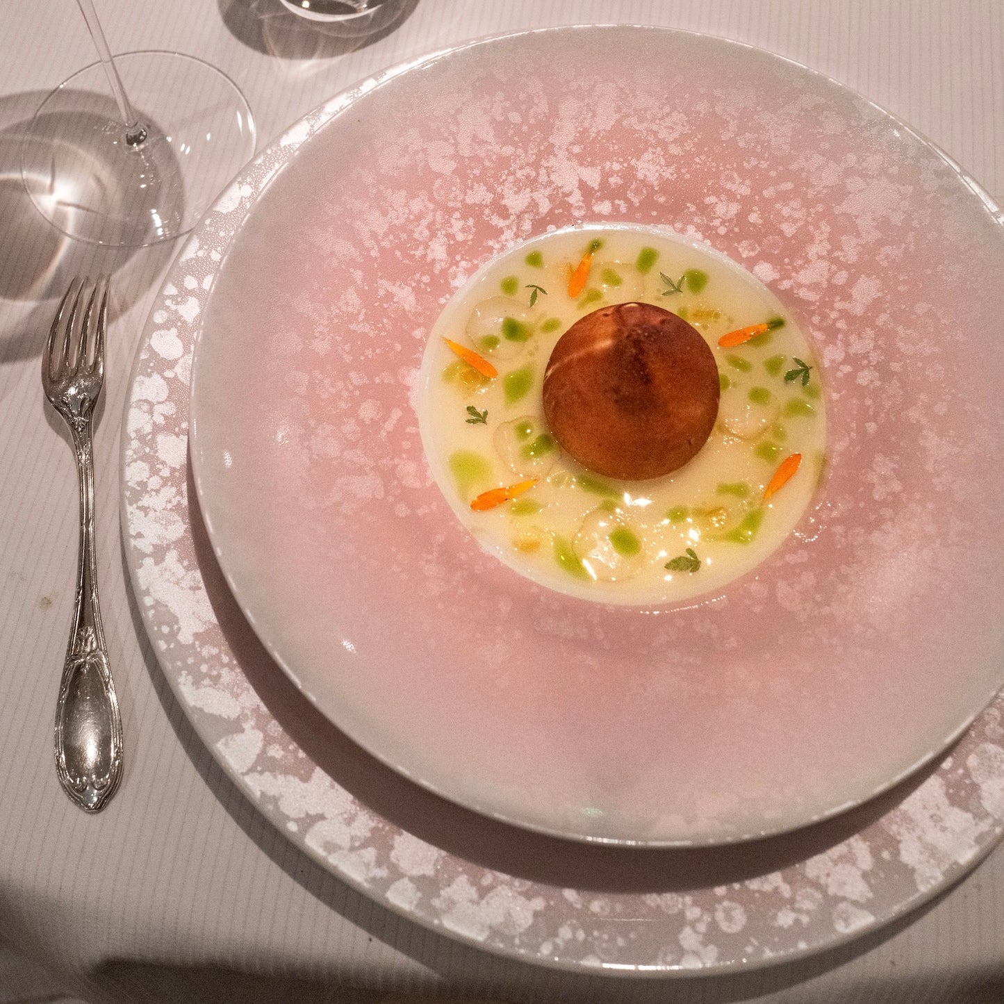 Presentation plate - Pink Eclipse