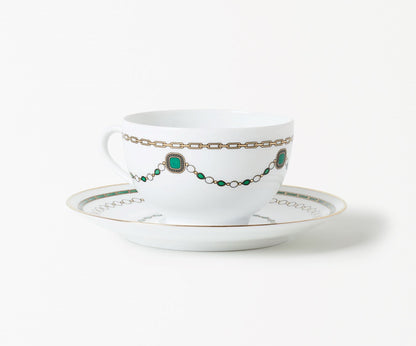 Tasse à thé avec la soucoupe - Bijoux Émeraudes