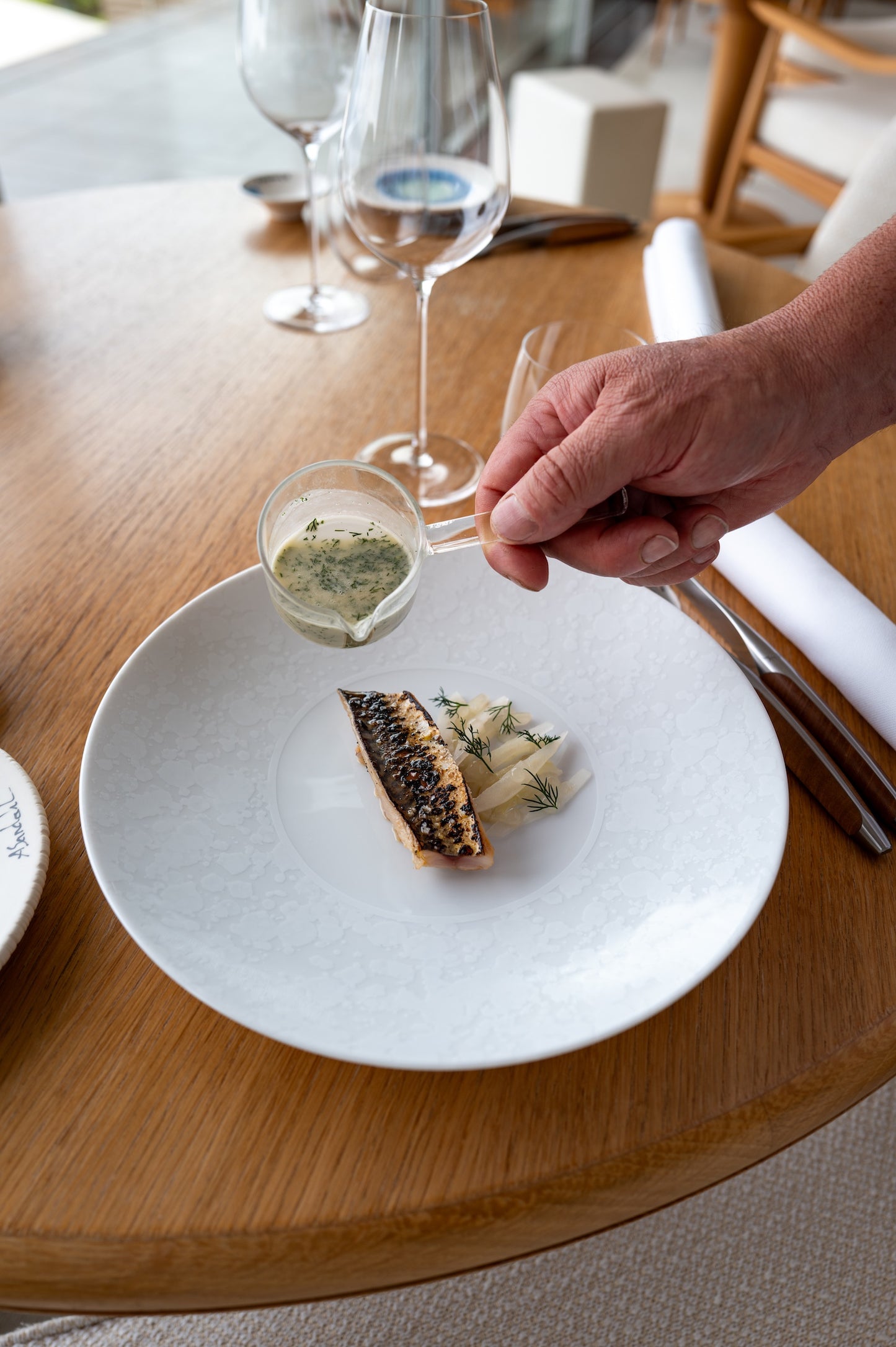 Assiette à dîner - Éclipse Blanche