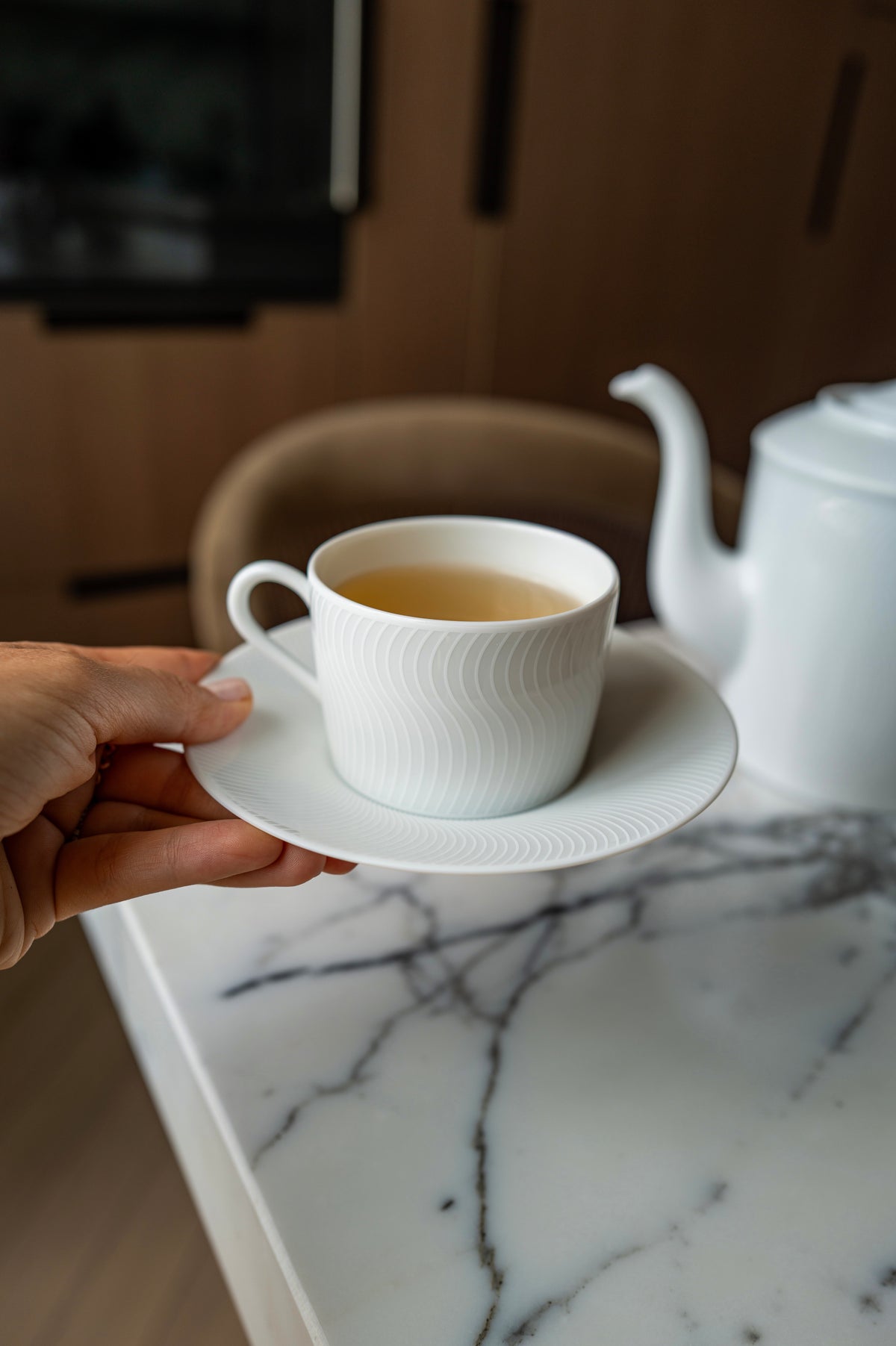 Tasse à thé avec la soucoupe - Illusion Blanche
