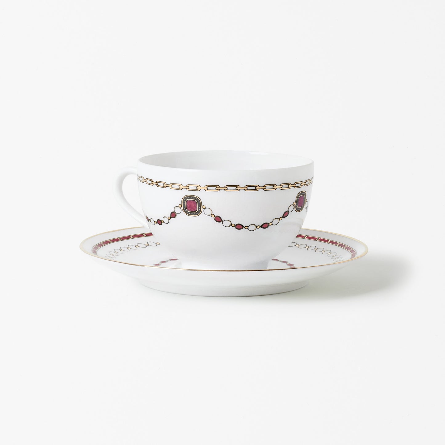 Tasse à thé avec la soucoupe - Bijoux Rubis