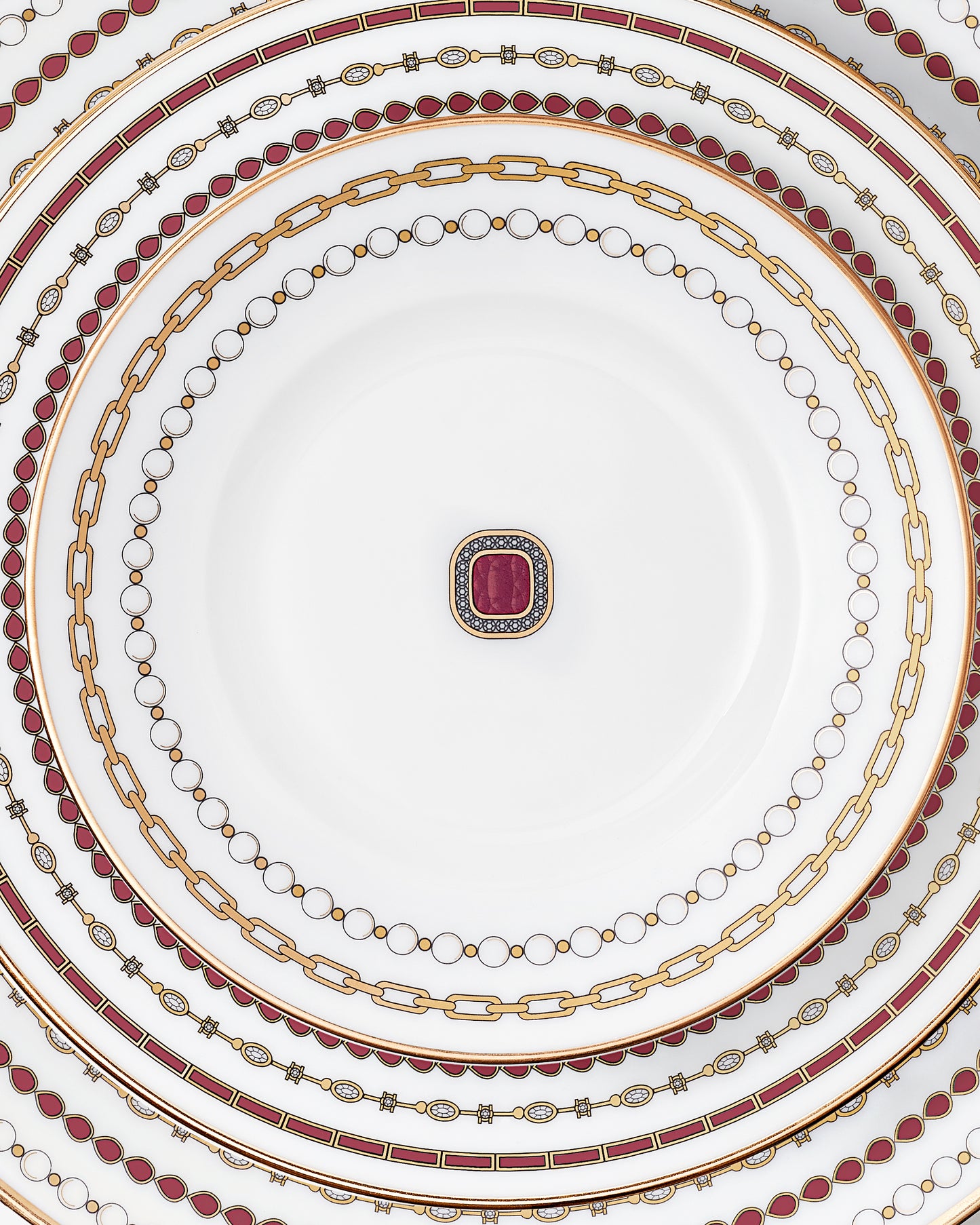 Dinner plate - Rubis Jewelry