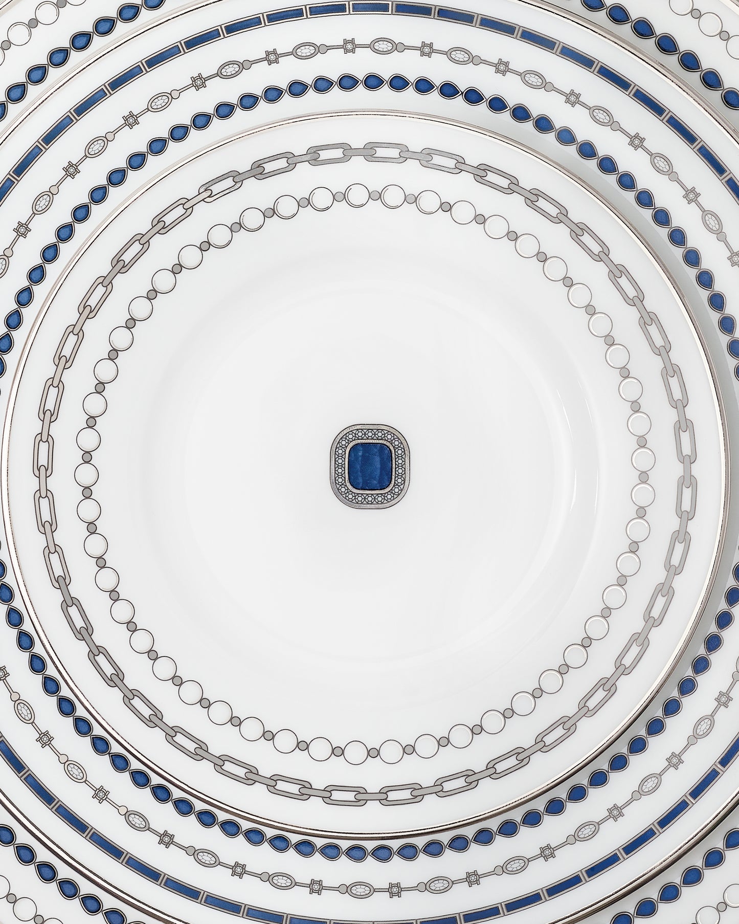 Dinner plate - Sapphire Jewelry